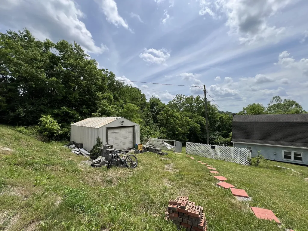 5300 Sugar Creek Pike Nicholasville KY 40356
