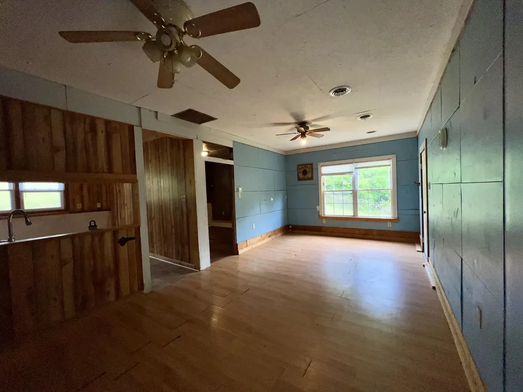 5300 Sugar Creek Pike Nicholasville KY 40356