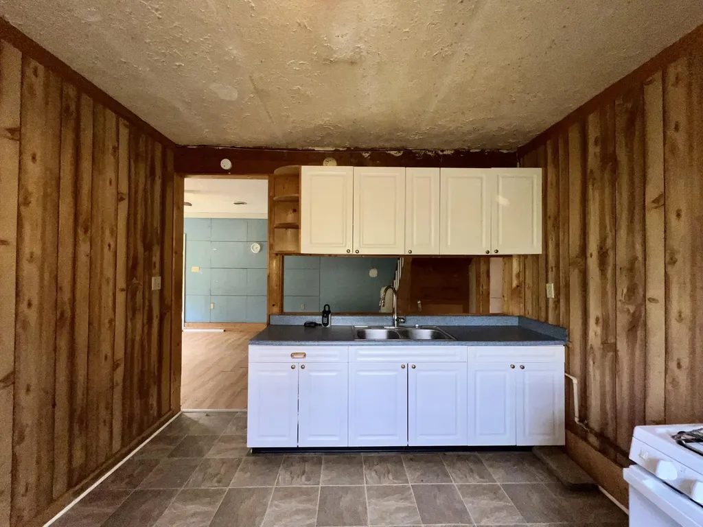 5300 Sugar Creek Pike Nicholasville KY 40356