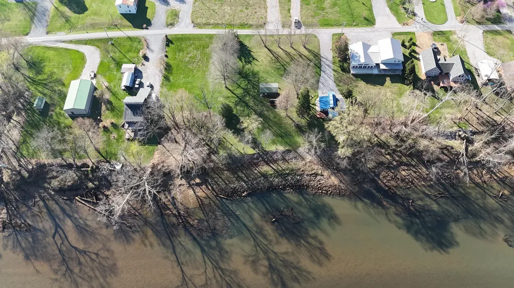 532 Campbells Ferry Lane Jamestown KY 42629