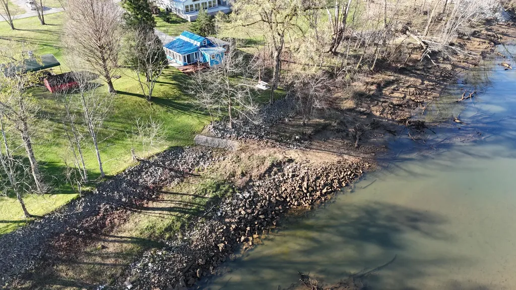 532 Campbells Ferry Lane Jamestown KY 42629