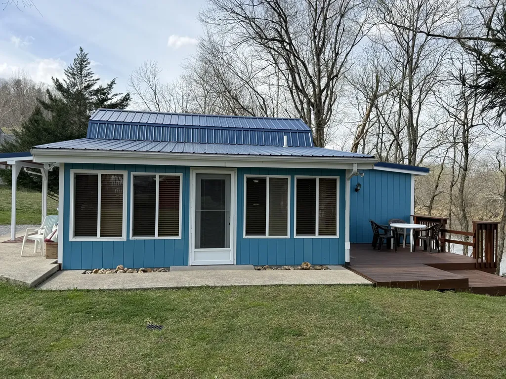 532 Campbells Ferry Lane Jamestown KY 42629