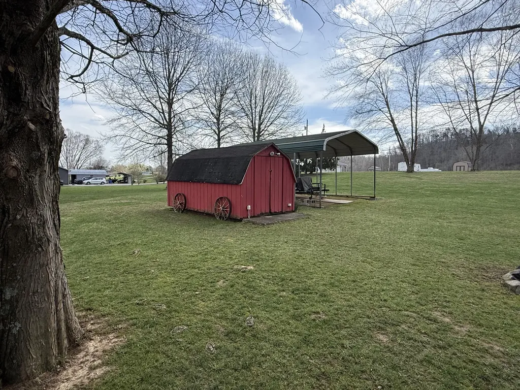 532 Campbells Ferry Lane Jamestown KY 42629