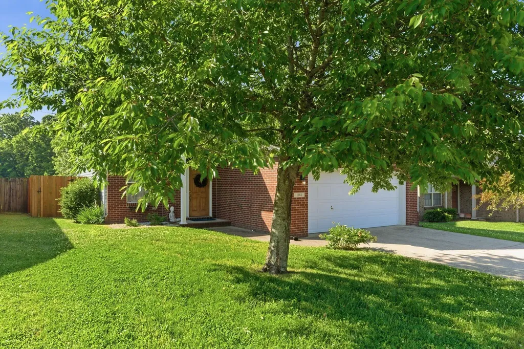 108 Back Stretch Drive Georgetown KY 40324