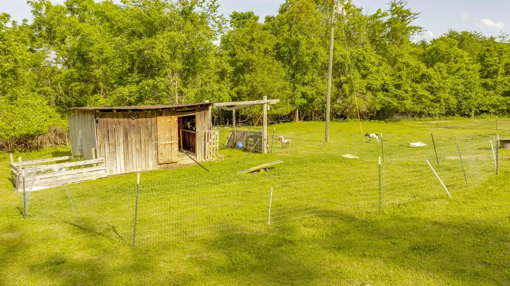 82 Abbott Broadhurst Road Monticello KY 42633