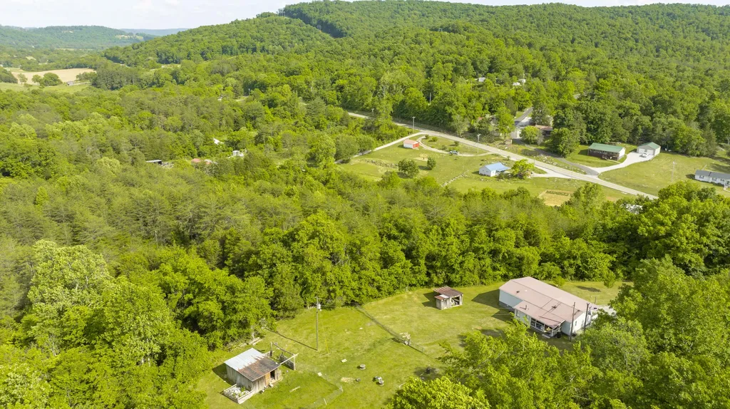 82 Abbott Broadhurst Road Monticello KY 42633