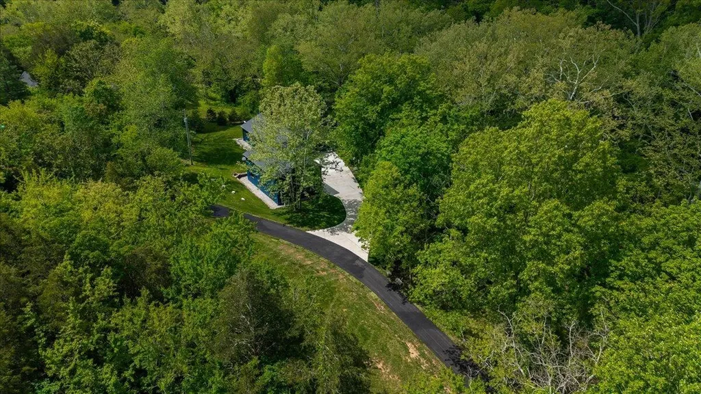 2231 Glass Mill Road Wilmore KY 40390