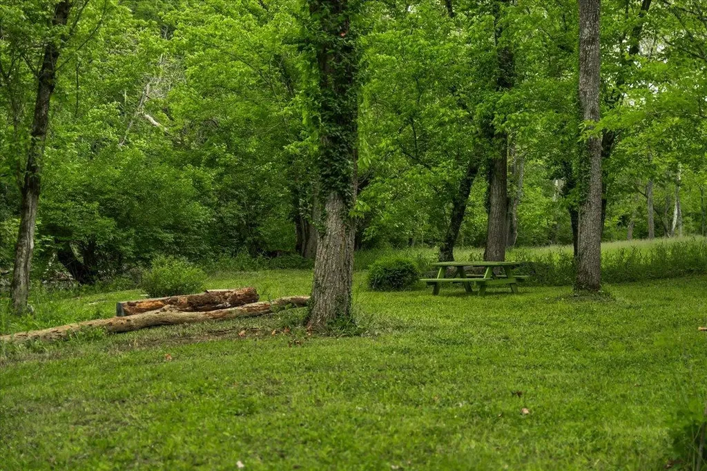 2231 Glass Mill Road Wilmore KY 40390