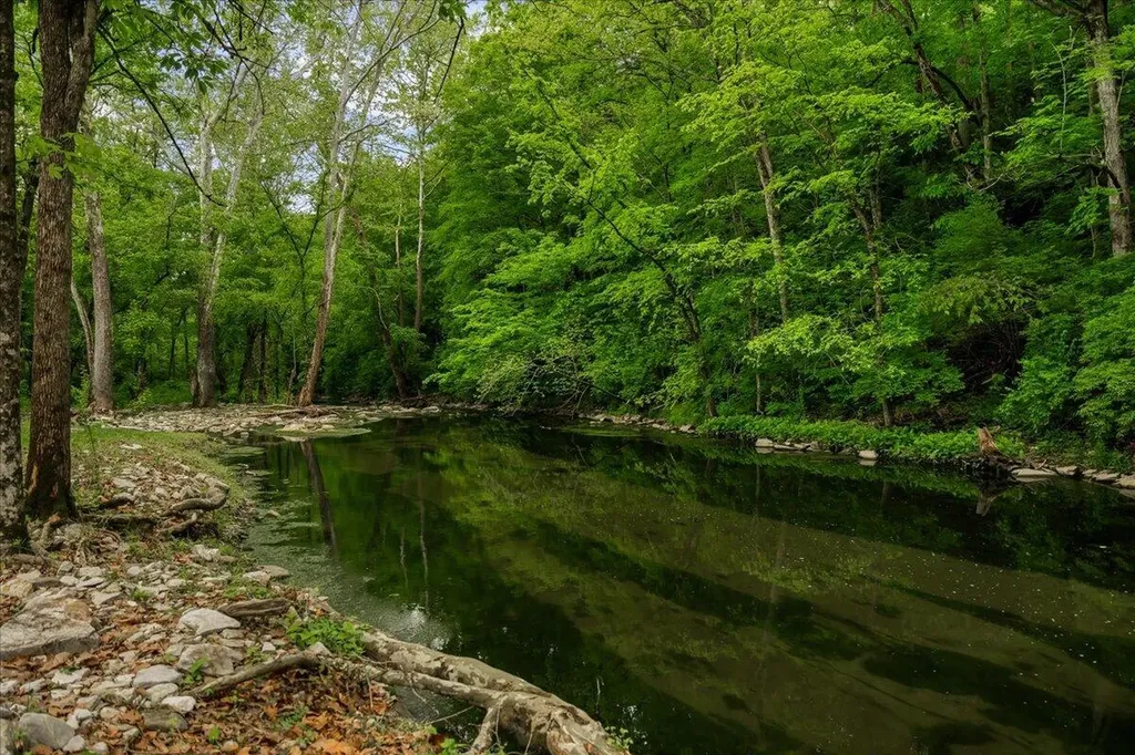 2231 Glass Mill Road Wilmore KY 40390