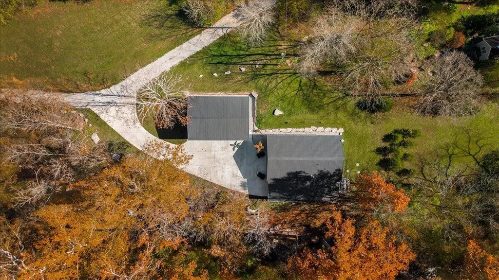 2231 Glass Mill Road Wilmore KY 40390