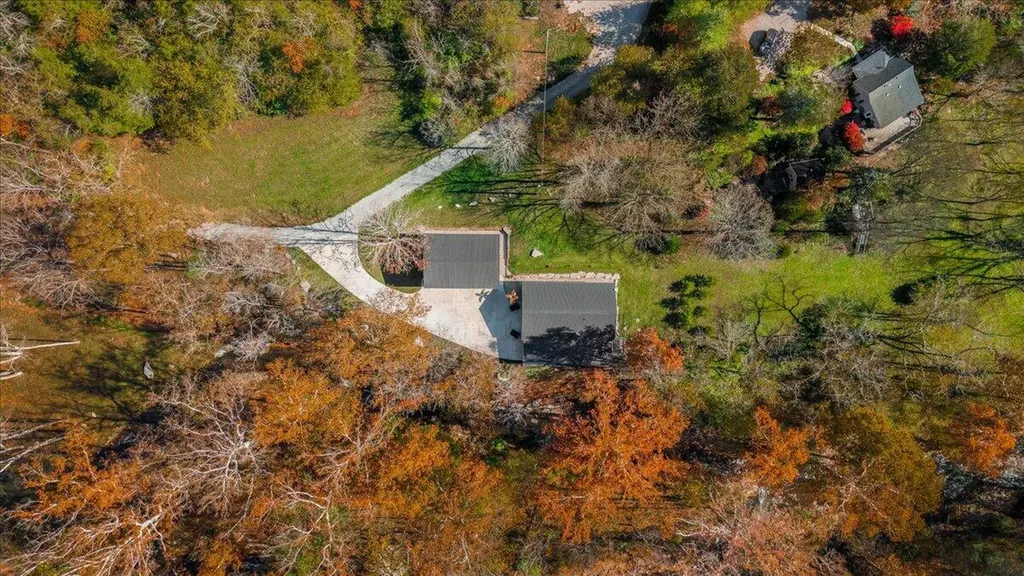 2231 Glass Mill Road Wilmore KY 40390