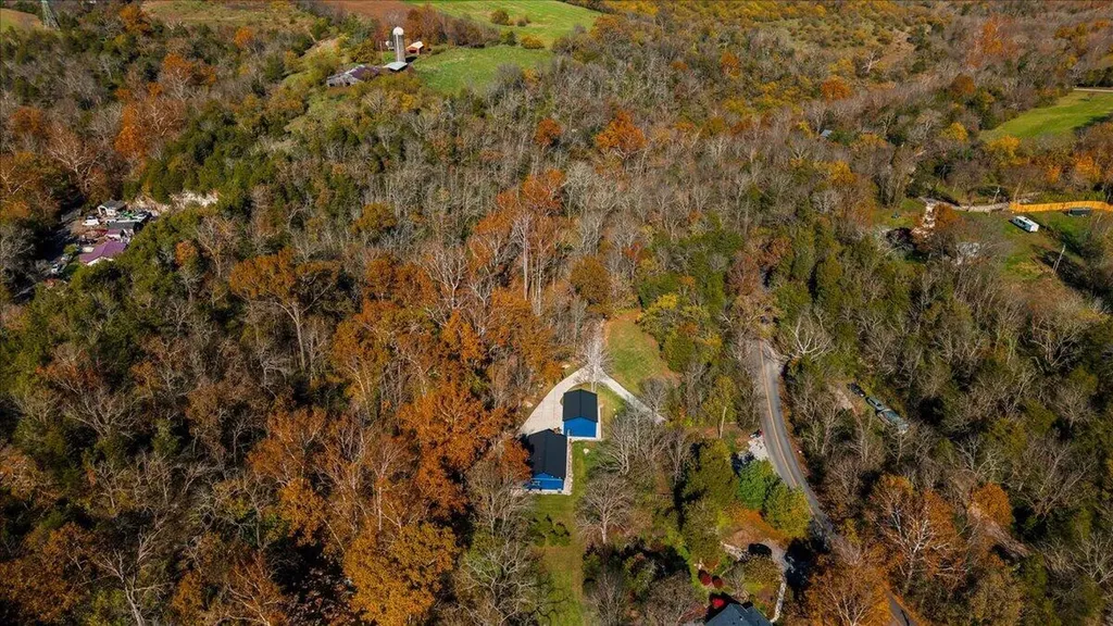 2231 Glass Mill Road Wilmore KY 40390