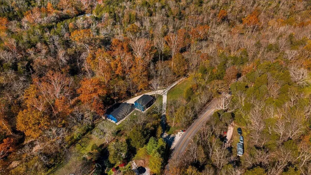 2231 Glass Mill Road Wilmore KY 40390
