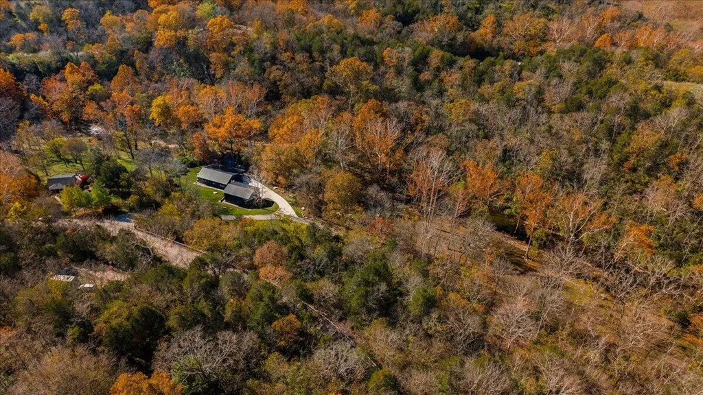 2231 Glass Mill Road Wilmore KY 40390