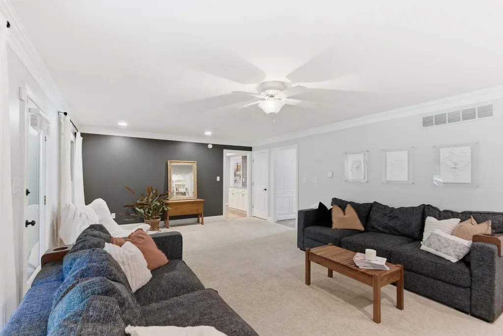 4132 John Alden Lane Lexington KY 40504