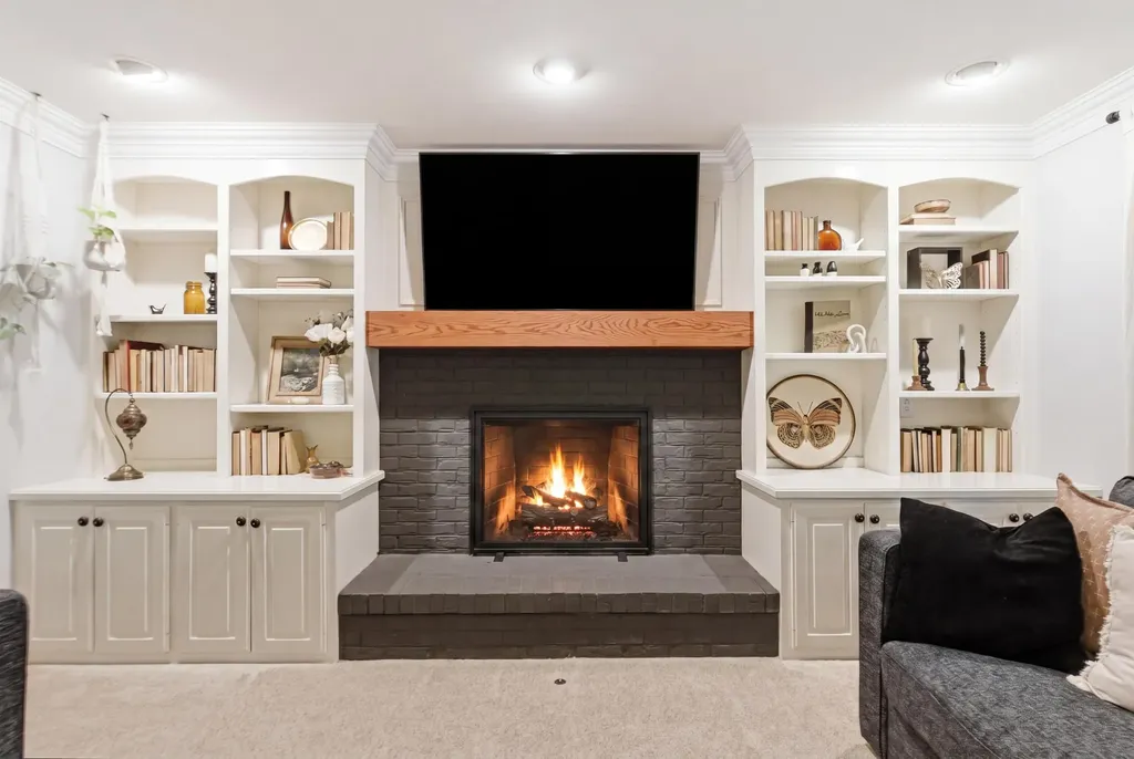 4132 John Alden Lane Lexington KY 40504