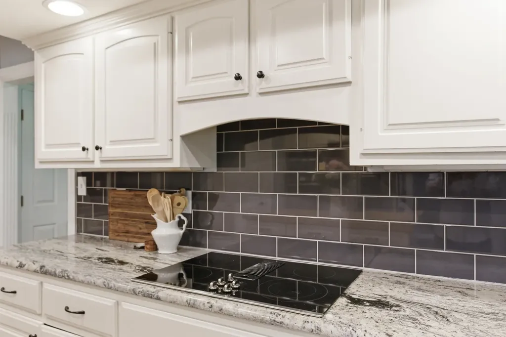 4132 John Alden Lane Lexington KY 40504