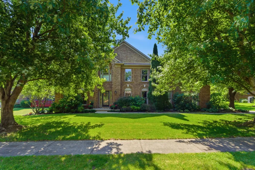 4132 John Alden Lane Lexington KY 40504