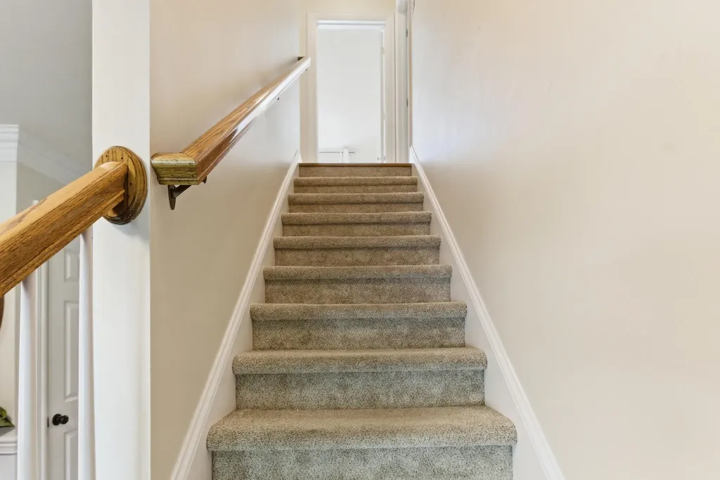 4132 John Alden Lane Lexington KY 40504