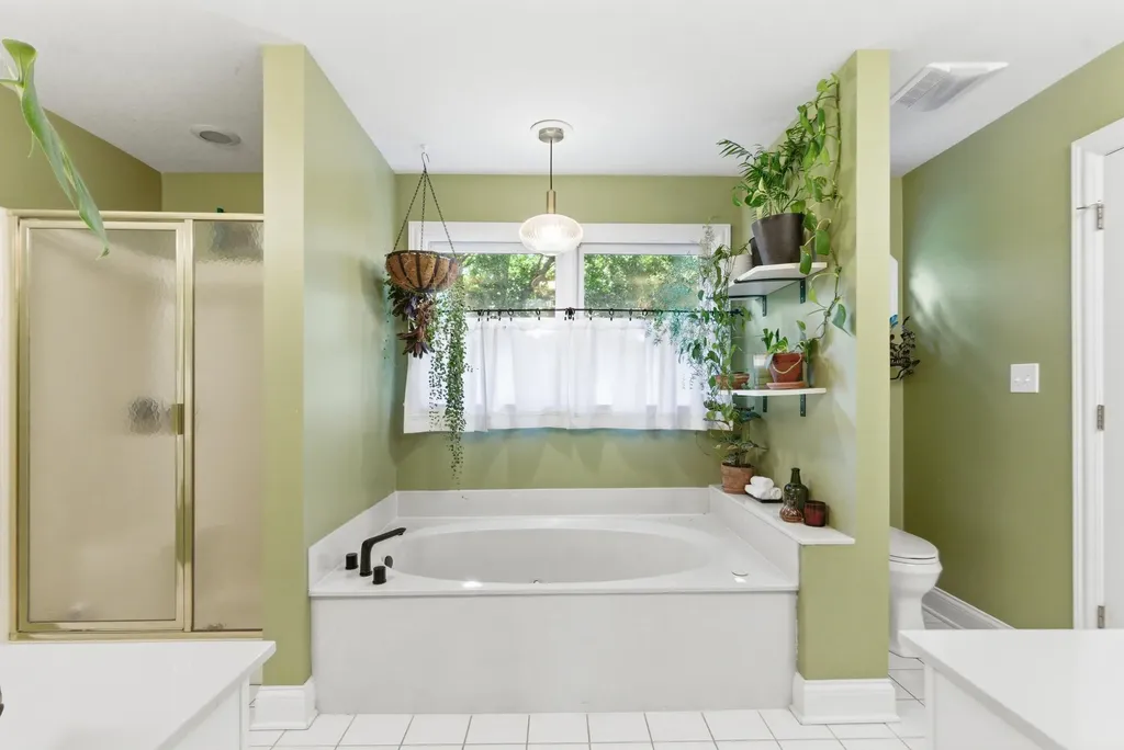 4132 John Alden Lane Lexington KY 40504