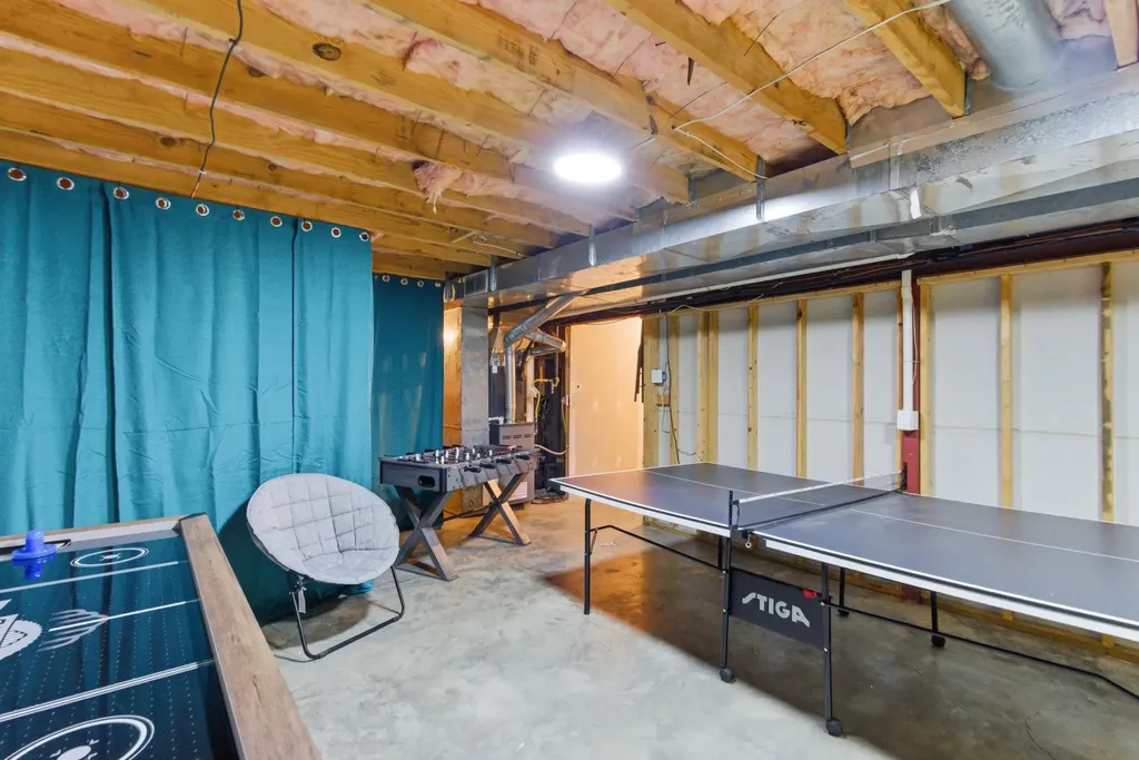 4132 John Alden Lane Lexington KY 40504