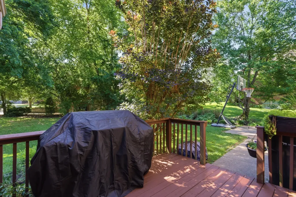 4132 John Alden Lane Lexington KY 40504