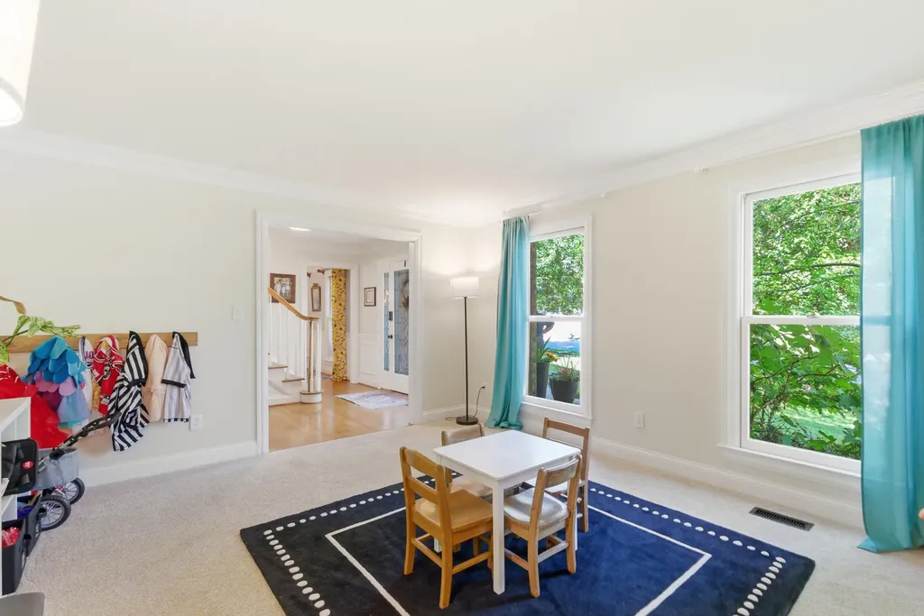 4132 John Alden Lane Lexington KY 40504