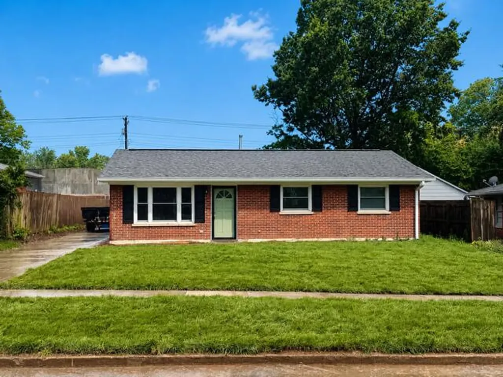 686 Eden Road Lexington KY 40505