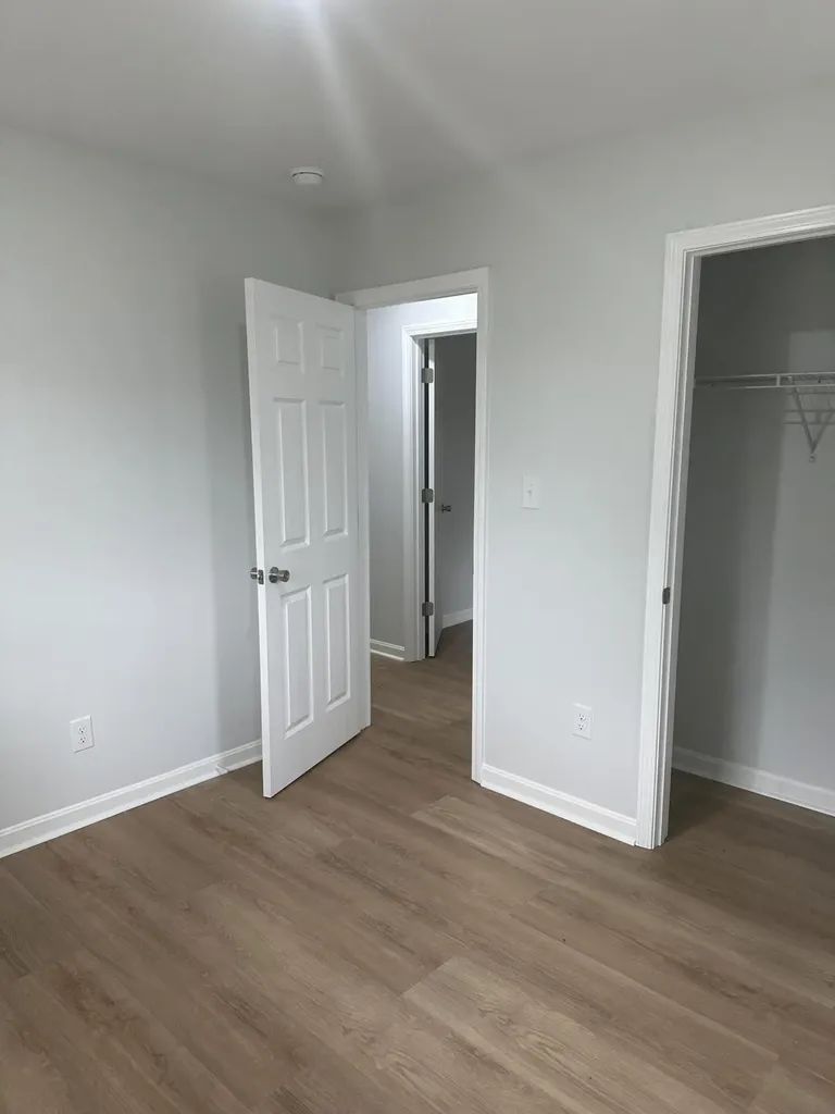 686 Eden Road Lexington KY 40505