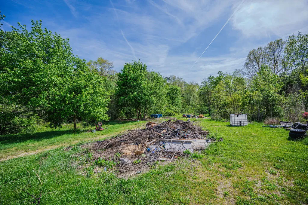 485 Estes Road Clay City KY 40312
