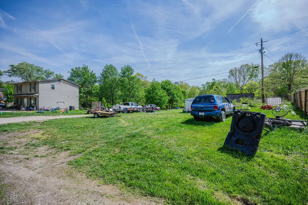 485 Estes Road Clay City KY 40312
