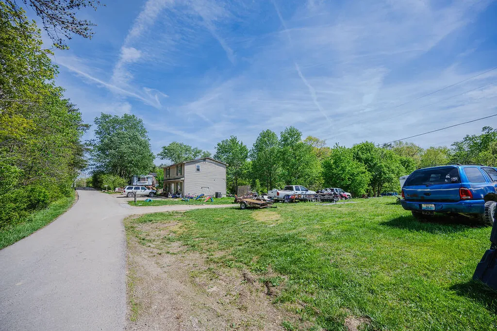 485 Estes Road Clay City KY 40312