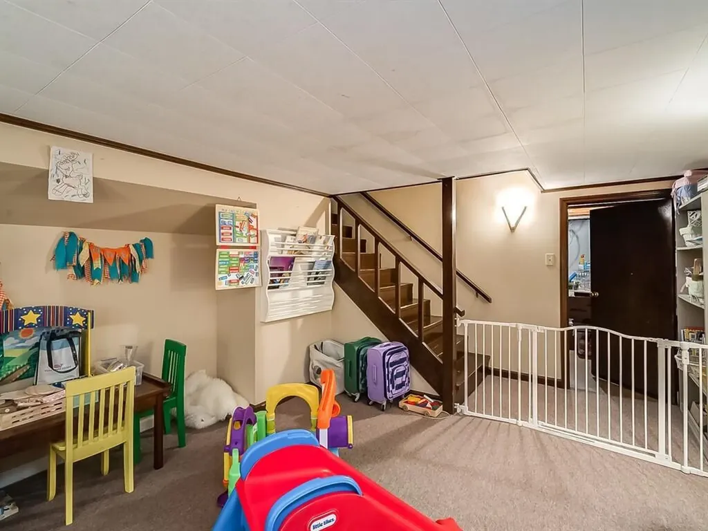 217 Romany Road Lexington KY 40502