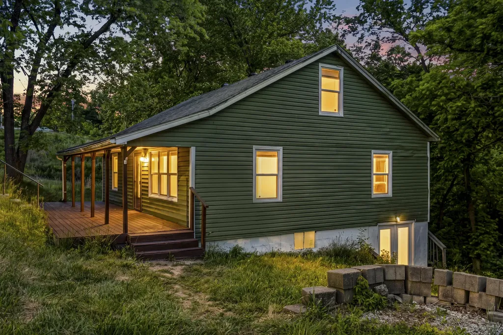 7390 Bald Knob Road Frankfort KY 40601
