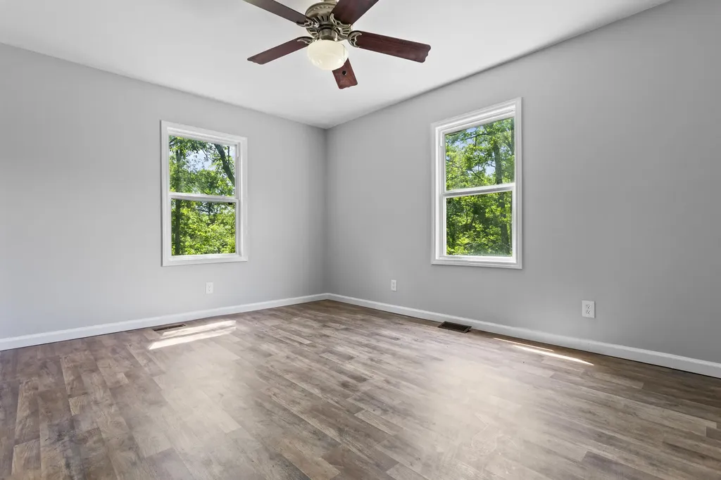 7390 Bald Knob Road Frankfort KY 40601