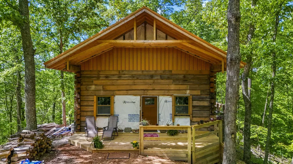 1237B High Rock Road Stanton KY 40380