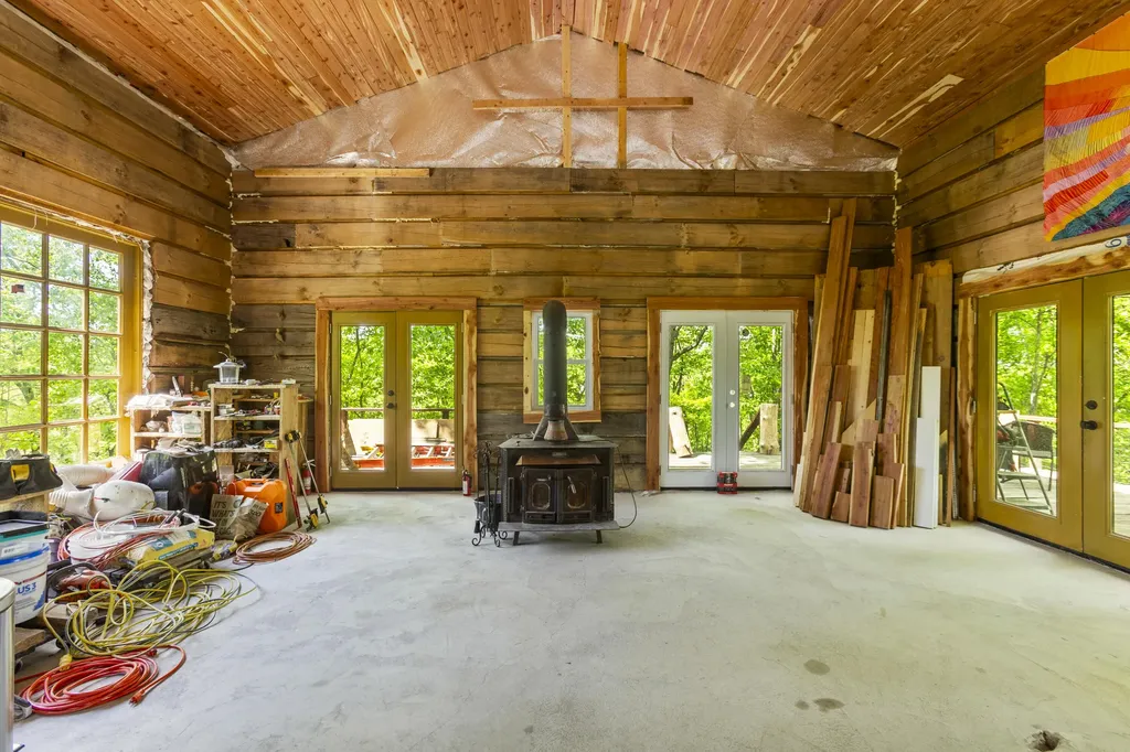 1237B High Rock Road Stanton KY 40380
