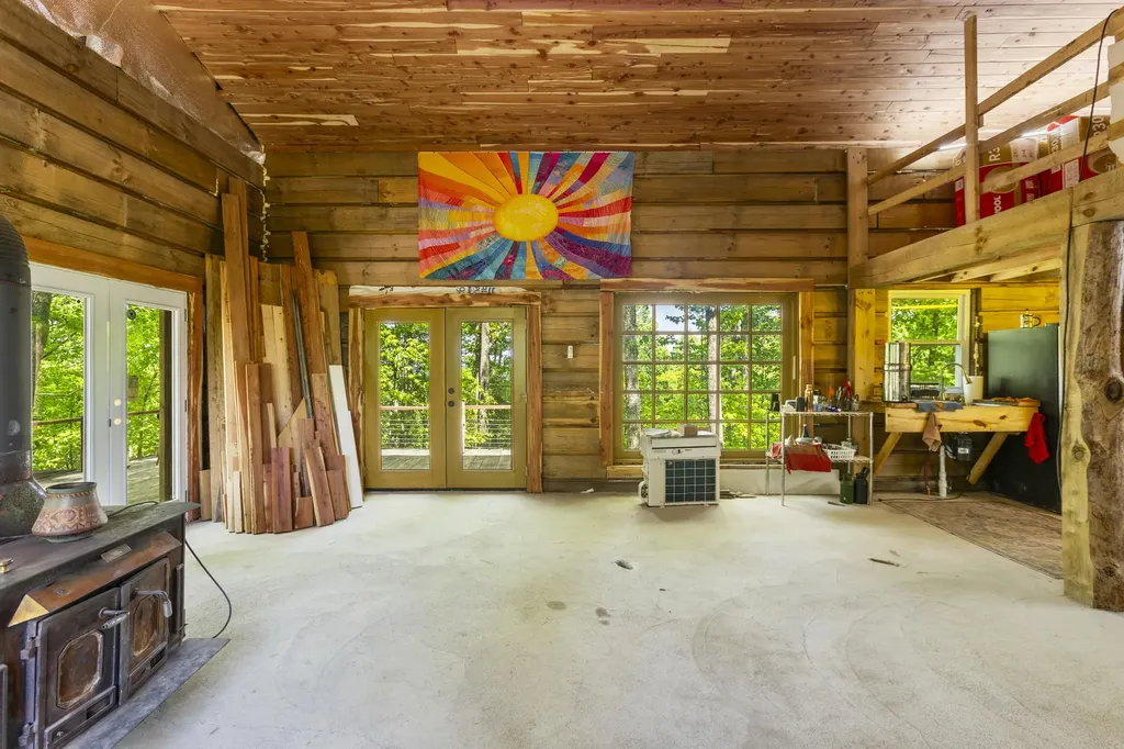 1237B High Rock Road Stanton KY 40380