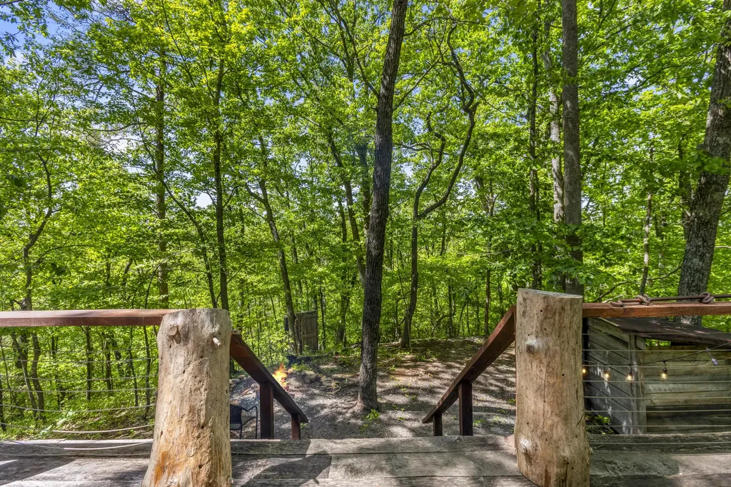 1237B High Rock Road Stanton KY 40380