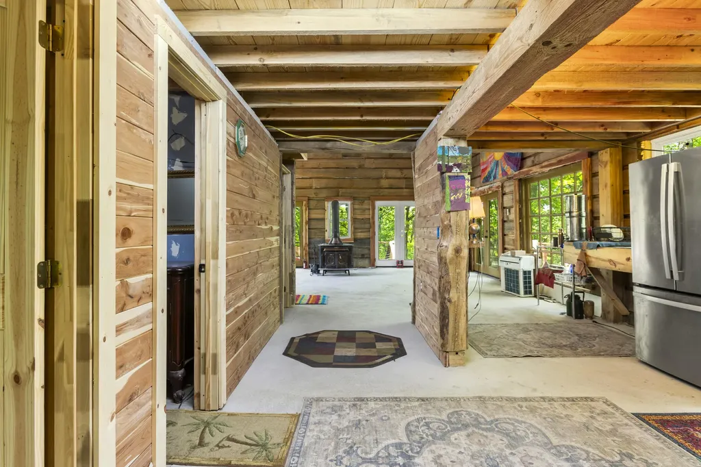 1237B High Rock Road Stanton KY 40380