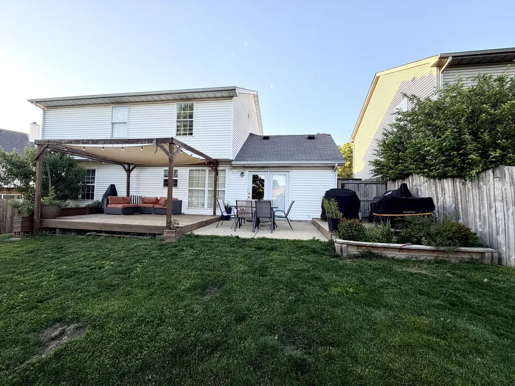 520 Skyview Lane Lexington KY 40511