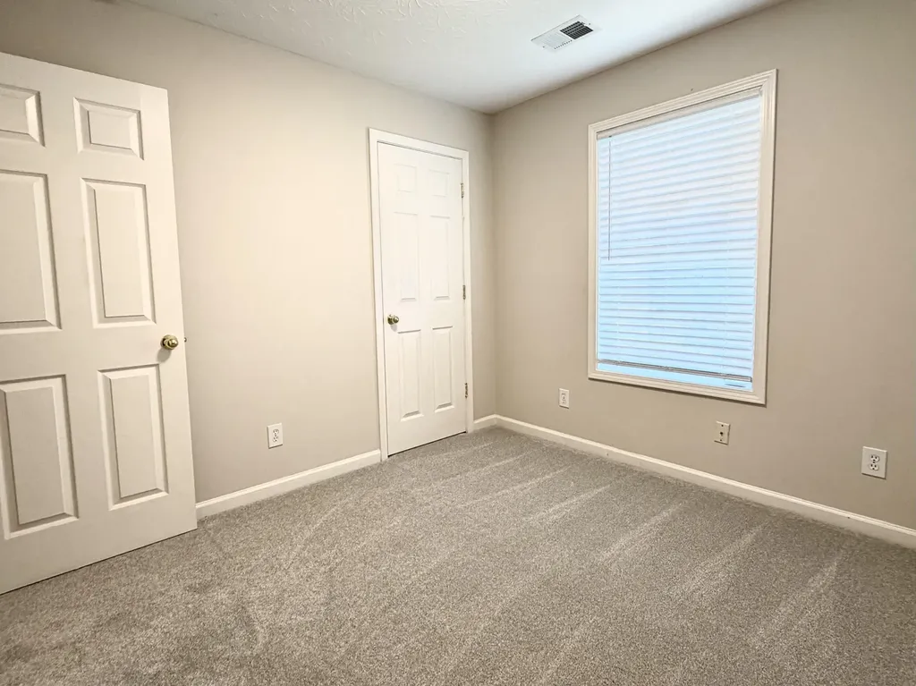 520 Skyview Lane Lexington KY 40511