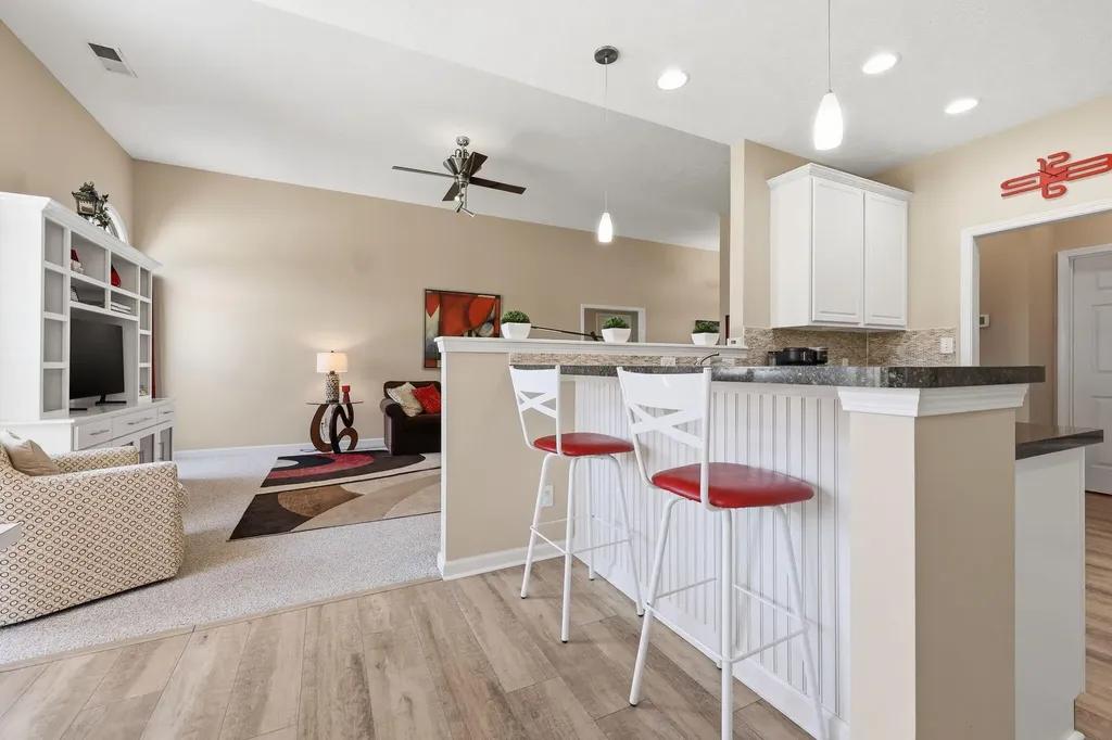 112 Shepherds Trace Versailles KY 40383