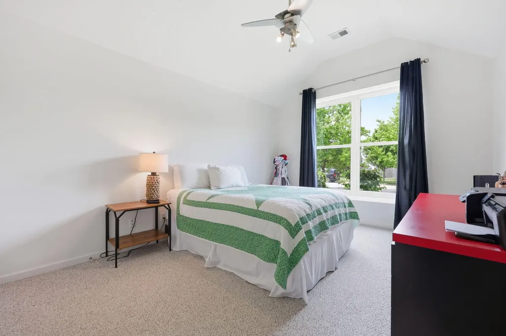 112 Shepherds Trace Versailles KY 40383