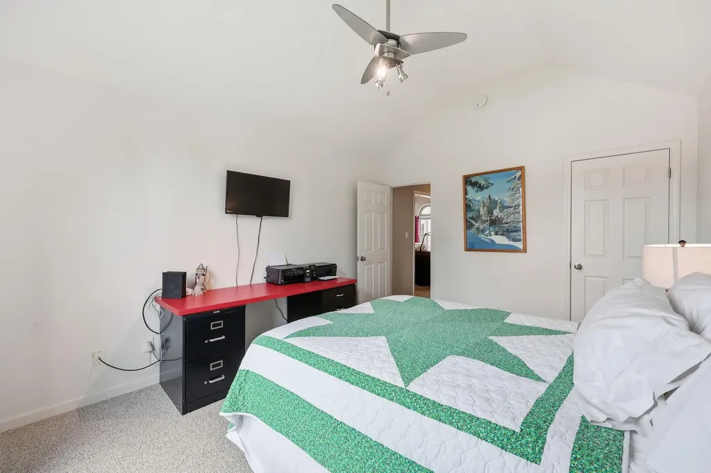 112 Shepherds Trace Versailles KY 40383