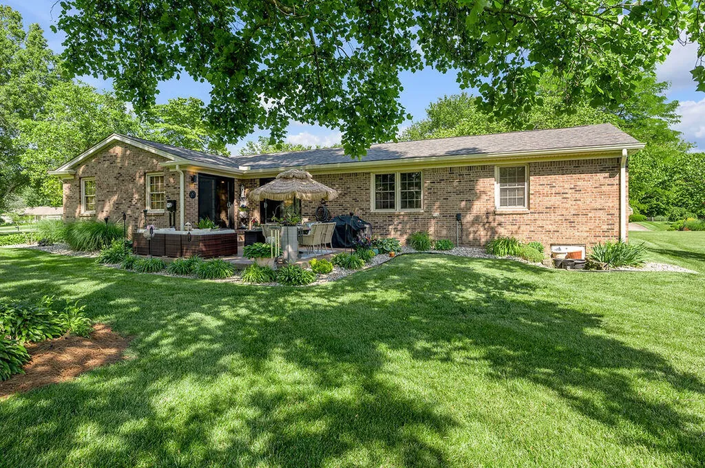 112 Summertree Drive Nicholasville KY 40356