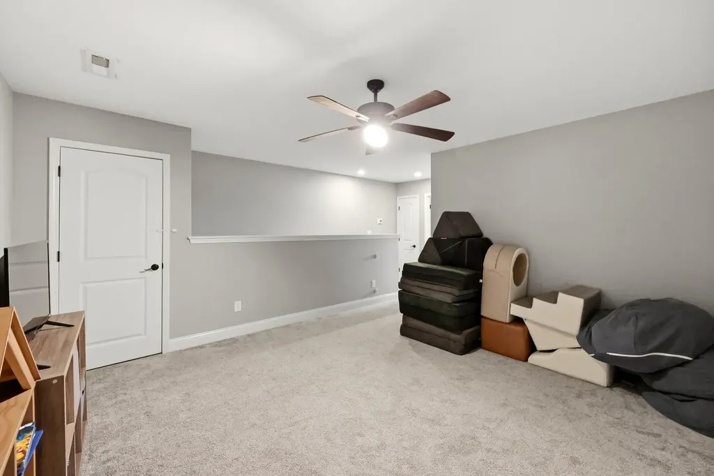 445 Houston Oaks Drive Paris KY 40361