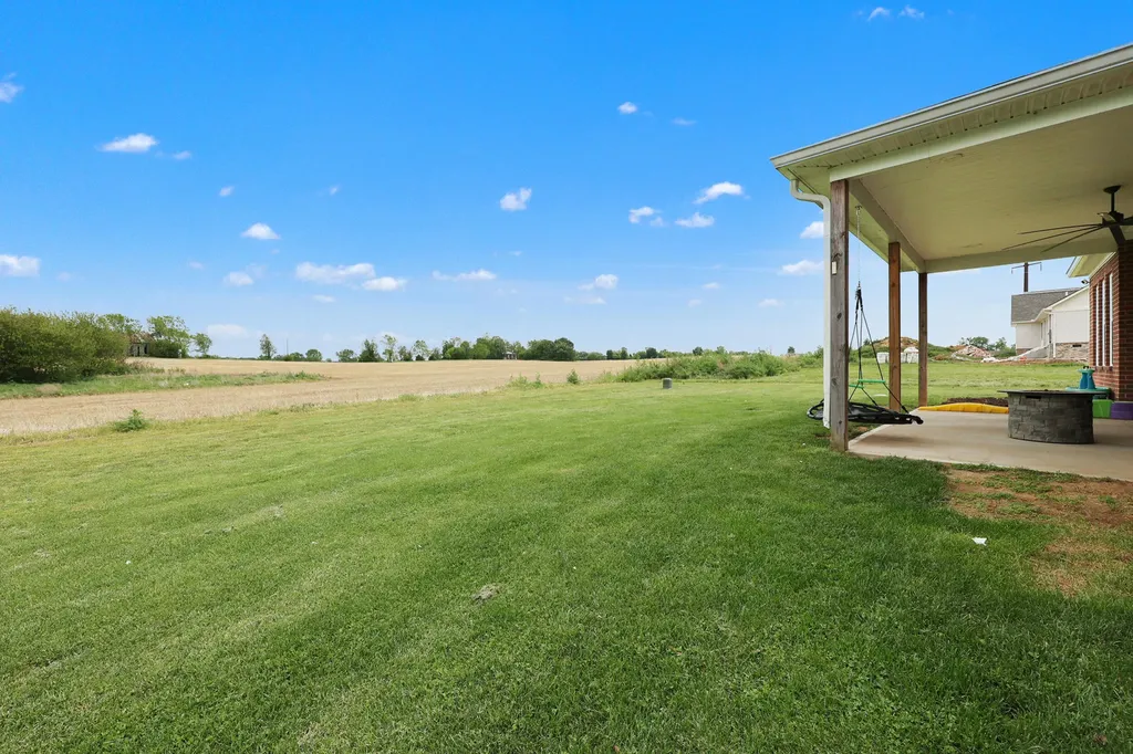445 Houston Oaks Drive Paris KY 40361