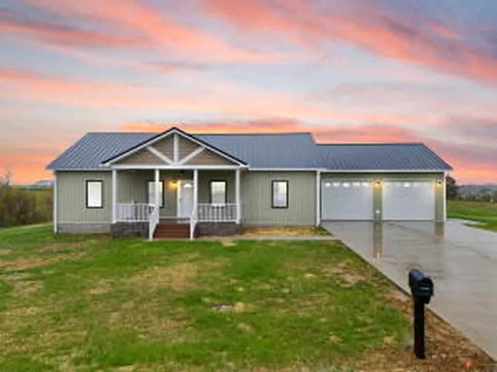 150 Sunflower Road Flemingsburg KY 41041