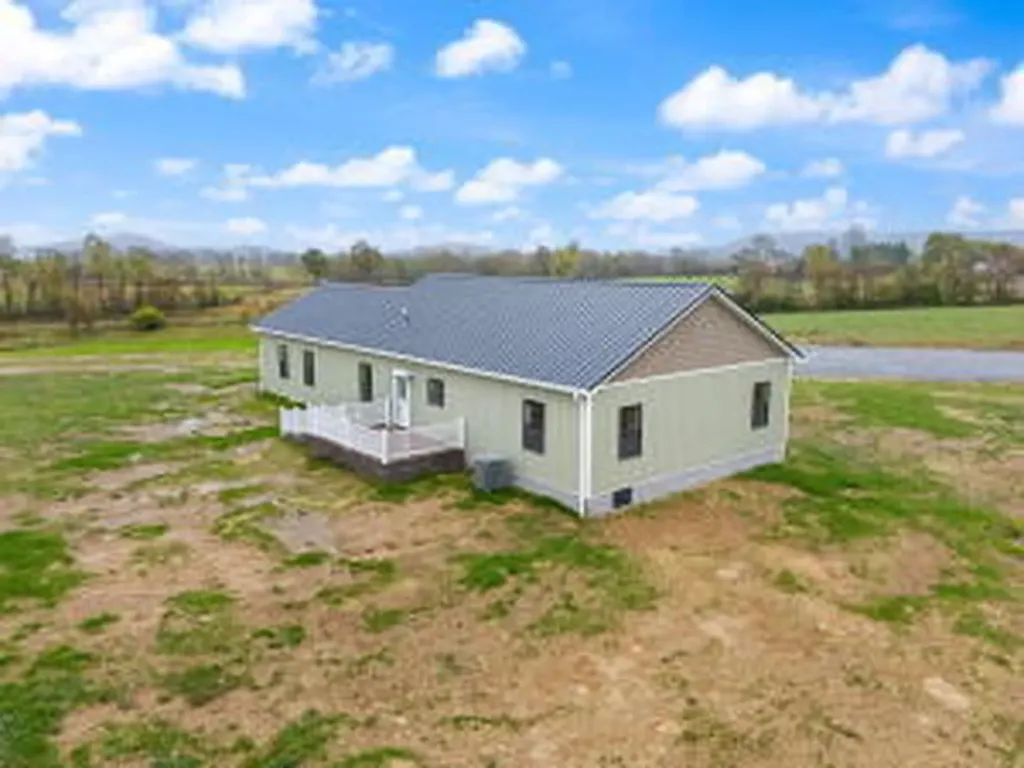 150 Sunflower Road Flemingsburg KY 41041